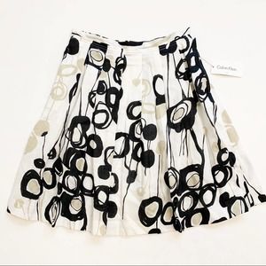 Calvin Klein Pleaded Suit Separate Skirt size 4